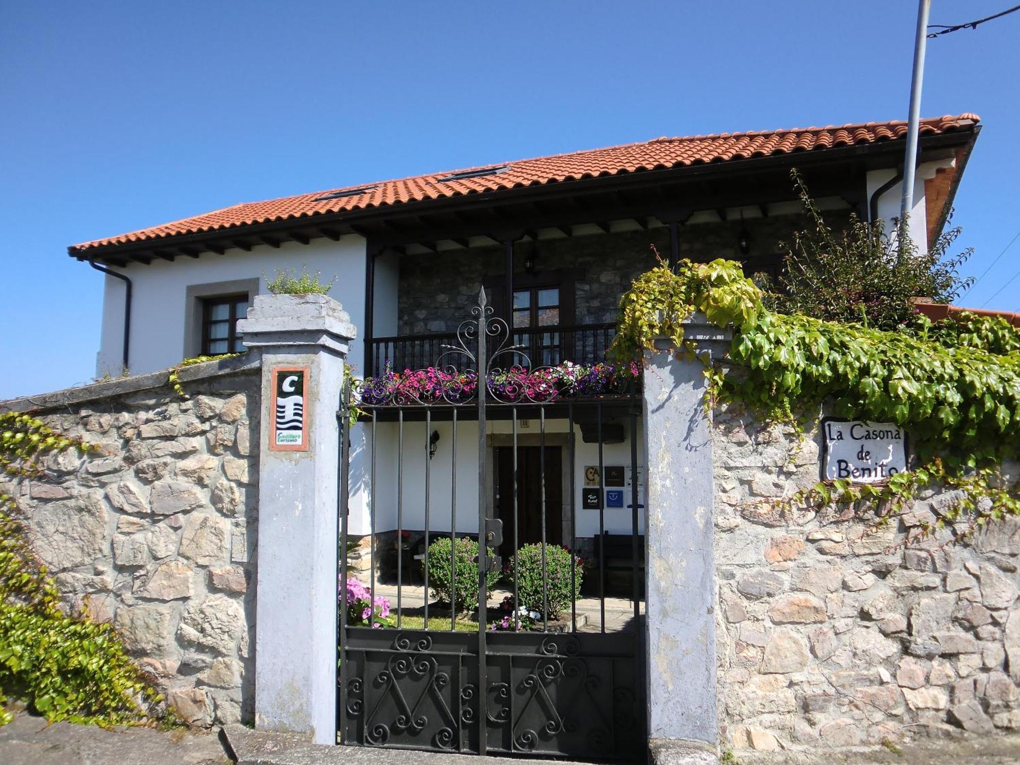 La Casona De Benito Guest House Cudillero Exterior photo