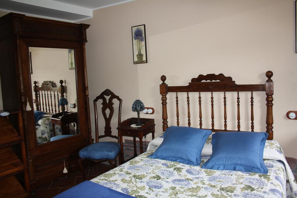 La Casona De Benito Guest House Cudillero Room photo